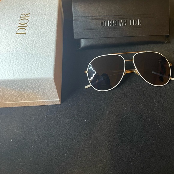 Authentic Christian Dior Aviator Sunglasses white trim around the lenses - Picture 2 of 6